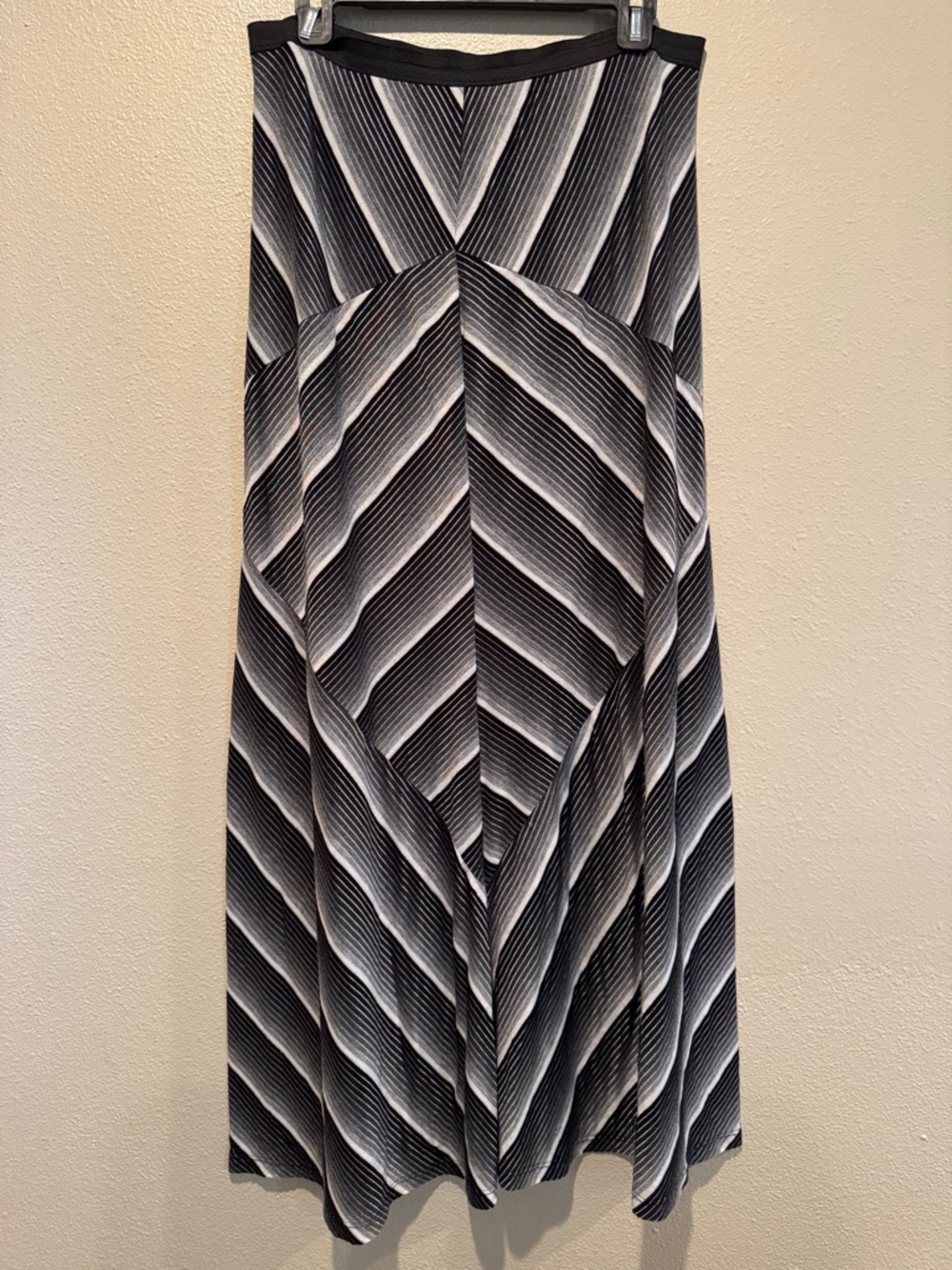 bobeau Black & White Geometric A-Line Skirt